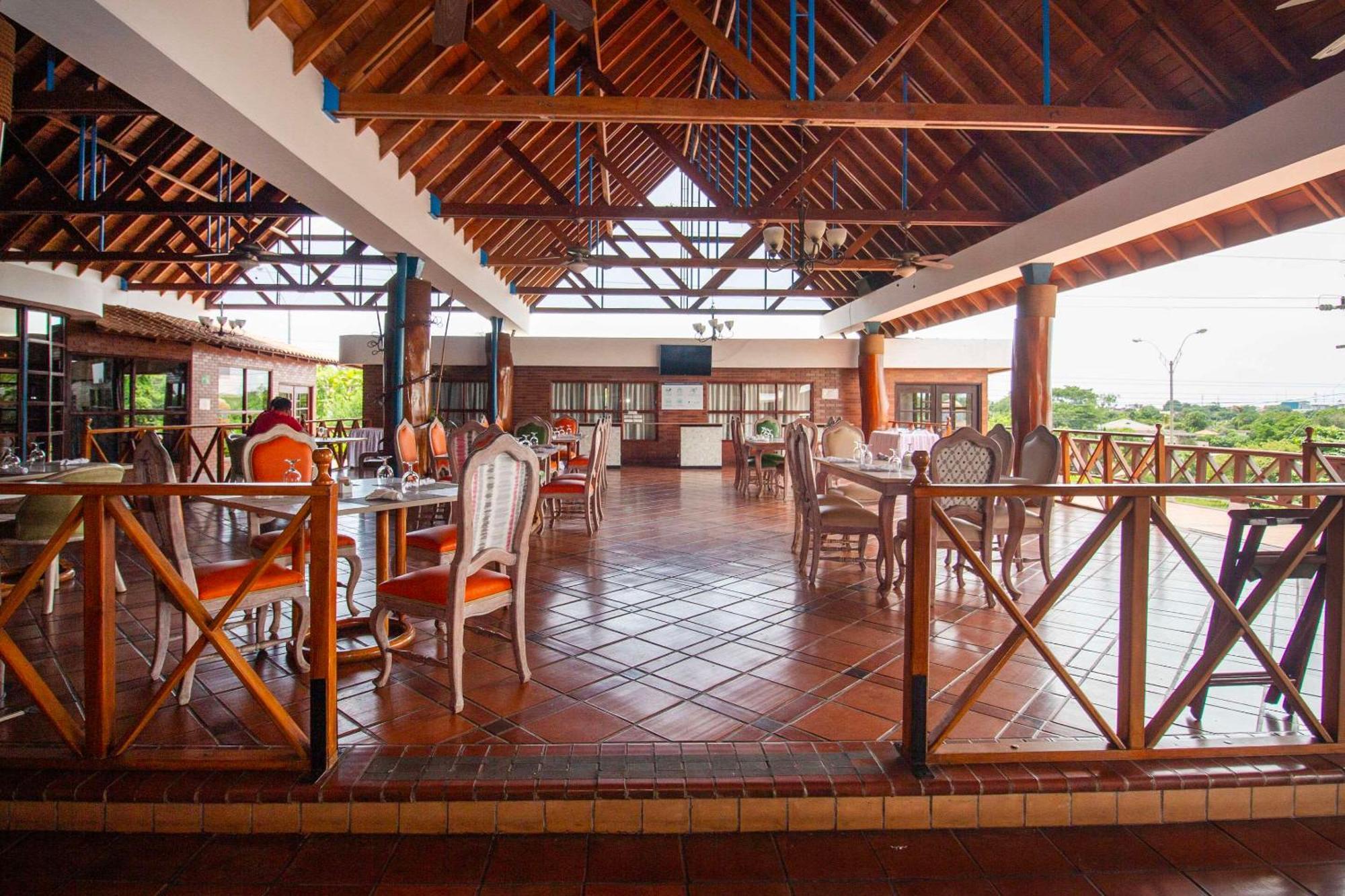 Hotel Faranda Guayacanes, A Member Of Radisson Individuals Chitré Kültér fotó